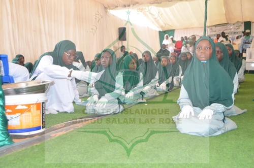 Photo 122 de l'album Prestations des NDONGOS - Conférence Islamique Edition 2025